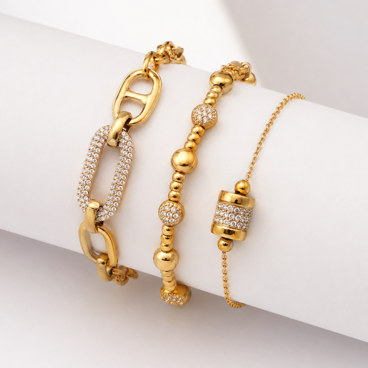 Ensemble de 3 Bracelets Dorés – Finition en plaquage D'or véritable, 18 carats