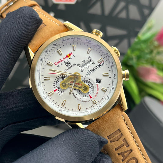 Montre TAG Heuer Carrera Red Bull Racing (Ref MM007 Bracelet en cuir camel)