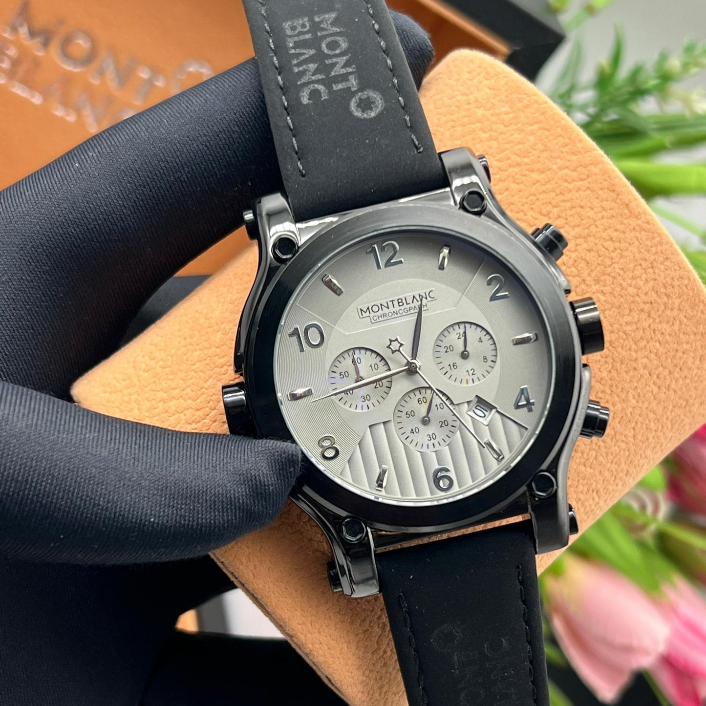 Montre Montblanc (Ref MM029 bracelet en cuir Noir)